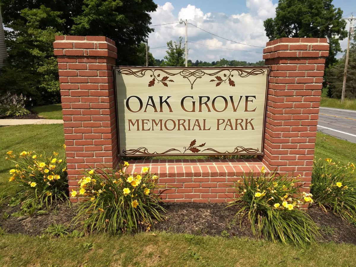 Home Oak Grove Memorial Park & Crawford County Memory Gardens